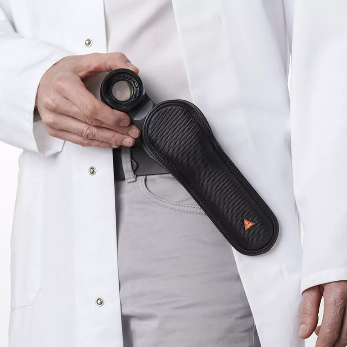  Pochette de ceinture pour les dermatoscopes HEINE DELTA