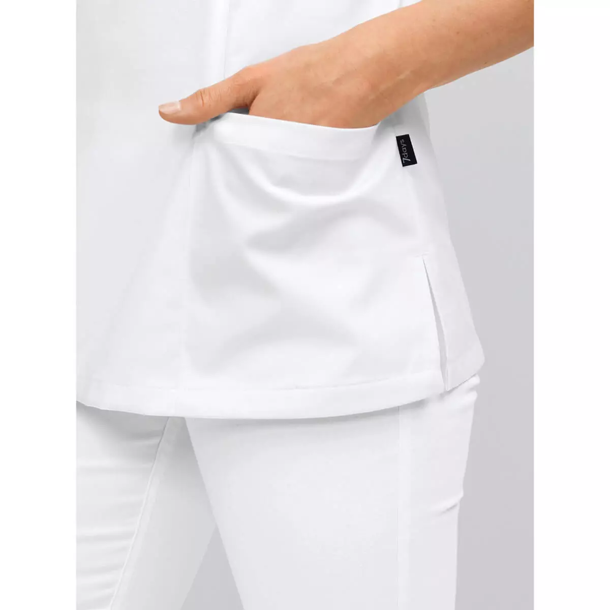 Tunique médicale à col V pour femme Roma Tunique médicale à col V pour femme Roma